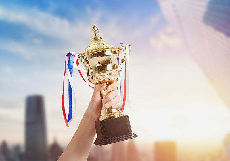 同心合力，一起向未來(lái)